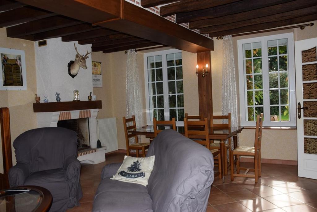 Вилла La Ferme Des Cailloux Sassay Экстерьер фото