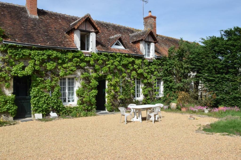 Вилла La Ferme Des Cailloux Sassay Экстерьер фото